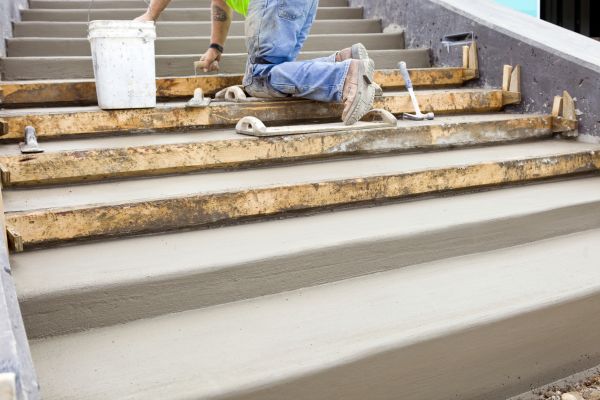 Concrete Steps Pouring in Bloomington