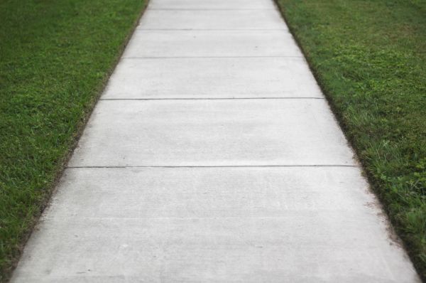 Cost of Concrete Walkway Replacement in Bloomington