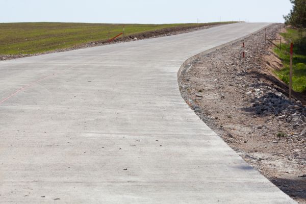 Cost of Driveway Cementing in Bloomington