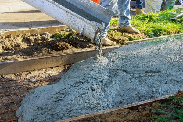Cost of Driveway Concrete Pouring in Bloomington